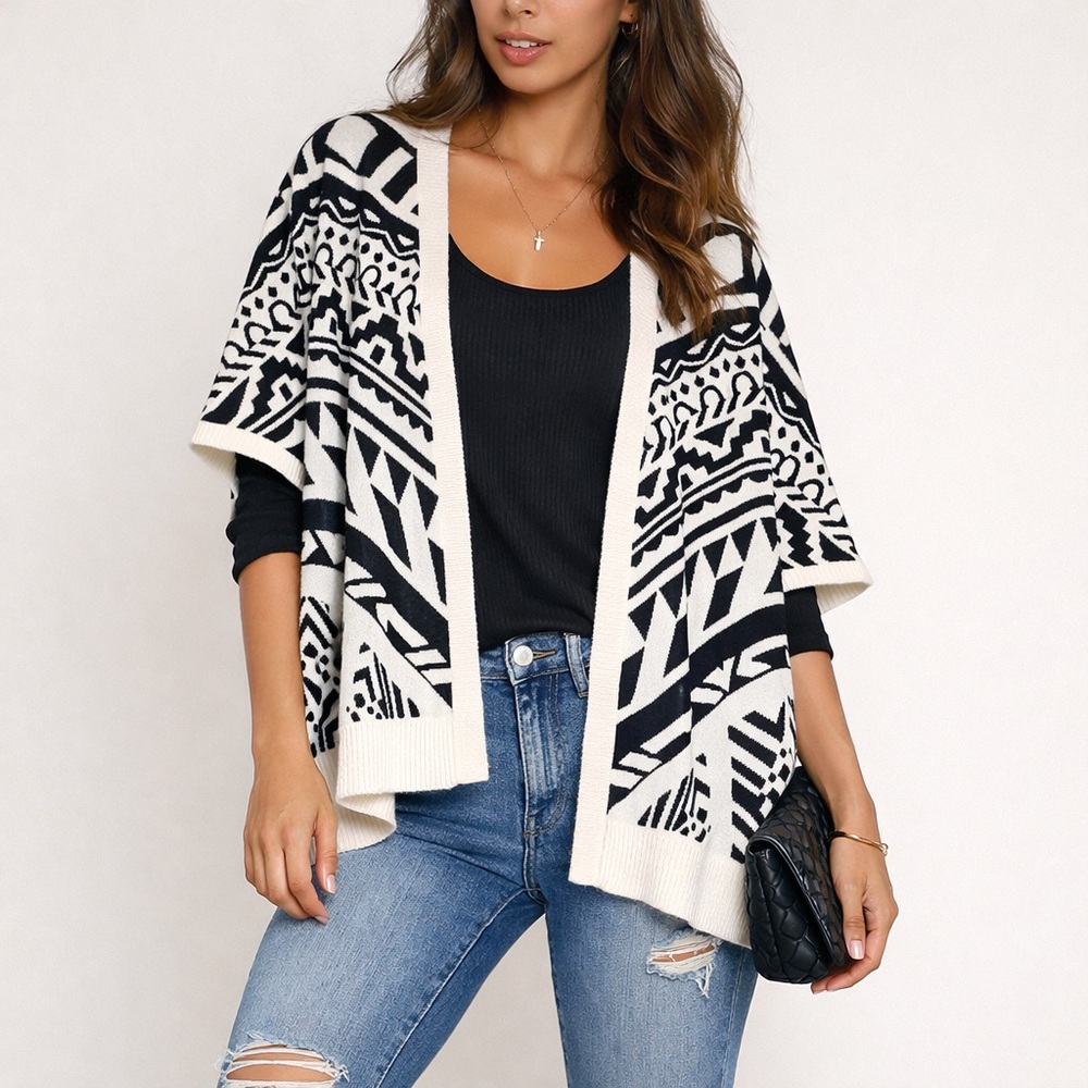 Jealous Tomato Crean Black Tribal Open Front
Cardigan Size Small/Medium